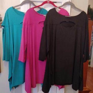 NWOT Kate & Mallory Arm & Neck Peek Hole Shark Bite Hem Tunic Plus Sz 1X